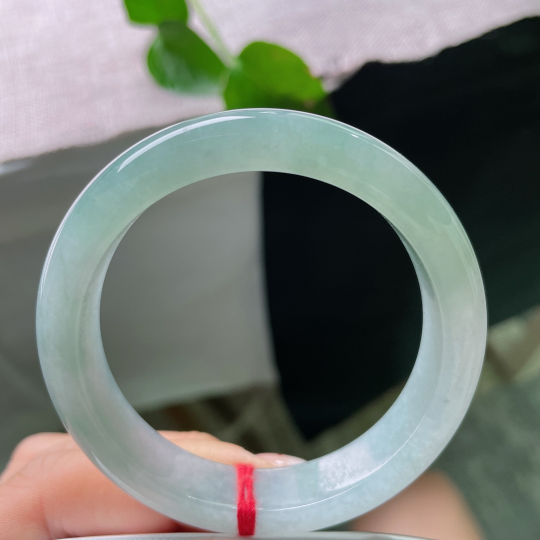 52.5/12.2/7.4，冰蓝正圈，水头好，水光潋滟晴方好，山色空蒙雨亦奇，种老，无裂，56014a