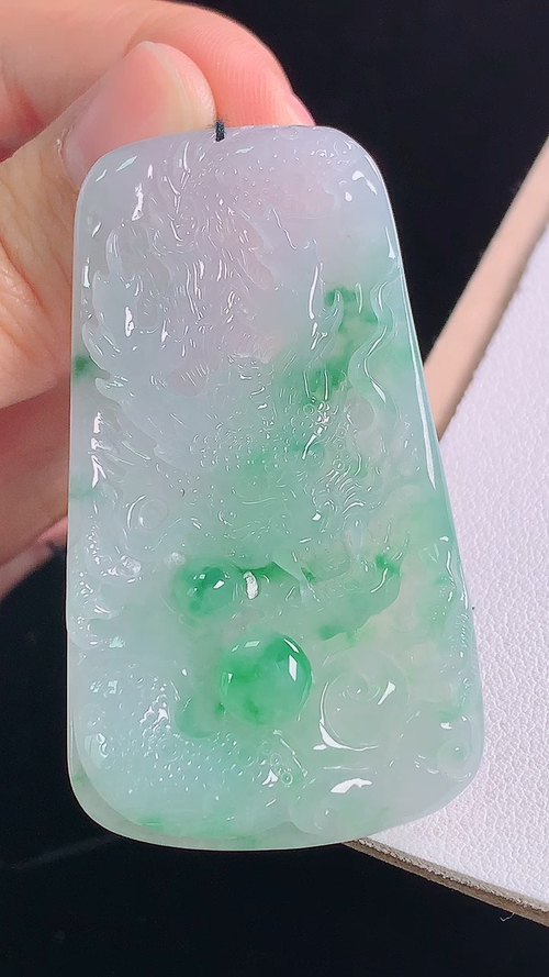 冰飘绿龙牌，无裂，尺寸:54.8-31.6-5.8mm 26