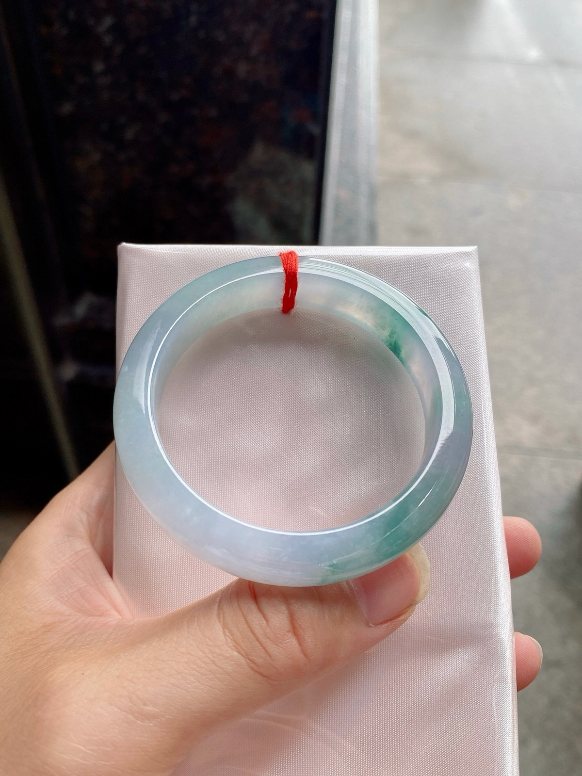 圈口51.8-11.7-7.9    【冰飘花正圈手镯】圈口51  52可戴  质地细腻   种水好