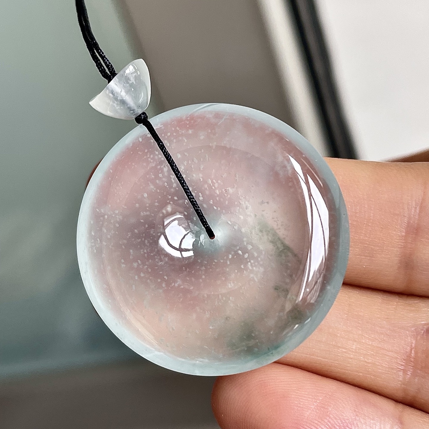 玻璃种飘花平安扣吊坠，饱满水润，无裂，裸石尺寸30.7/6.8编码0728好数字上63