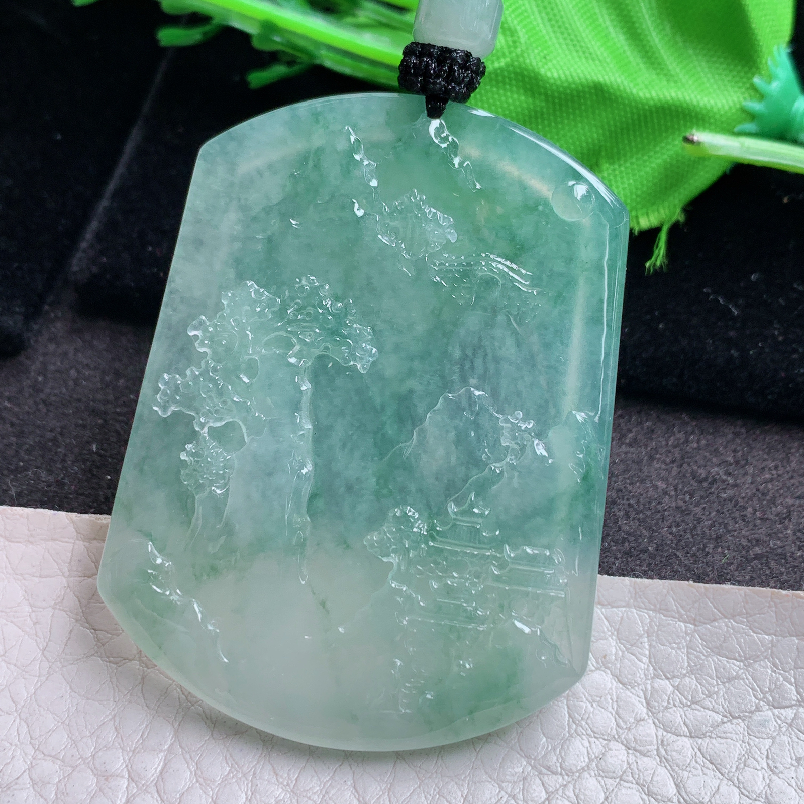 csy实拍55.8*42.8*5.2天然缅甸翡翠冰种睛水绿山水牌吊坠