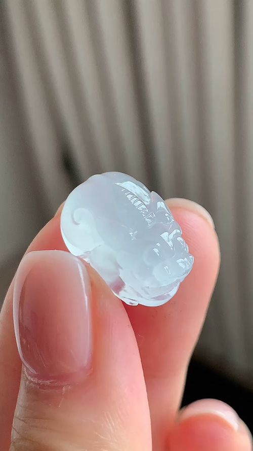 天然翡翠，冰胶貔貅，尺寸19.7-12.8-9 xw726