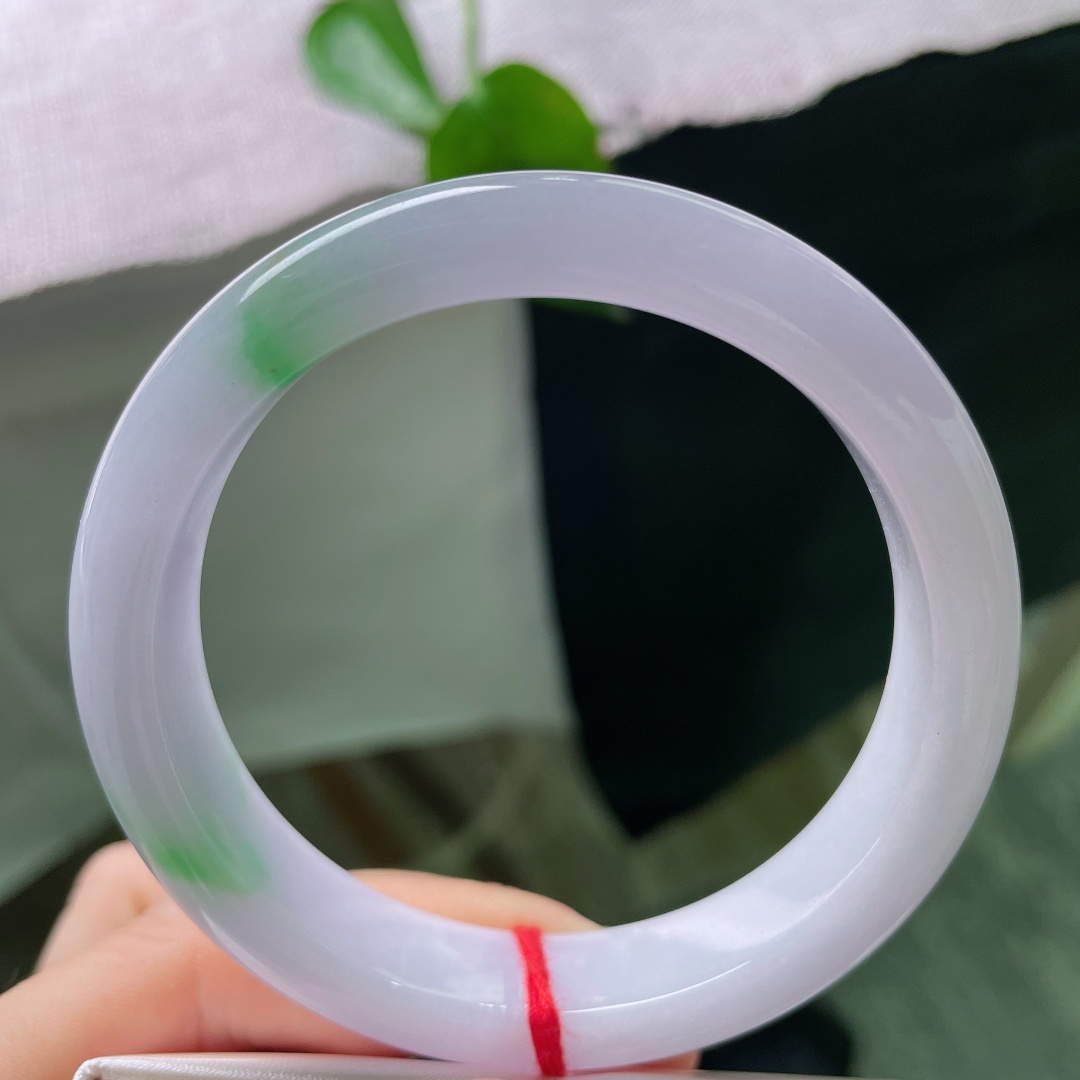 58.7/12.5/8.4，正圈，冰透底色搭配薄雾淡紫，清冷小众，仙气十足，年轻女生，一点棉纹，ss56460a