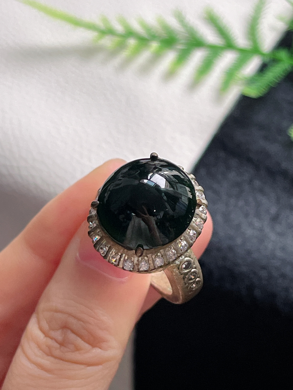 翡翠蛋面