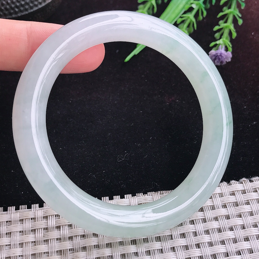 实拍A货翡翠55.5/10.2老坑冰纯起胶冰飘花圆条手镯平安镯手环