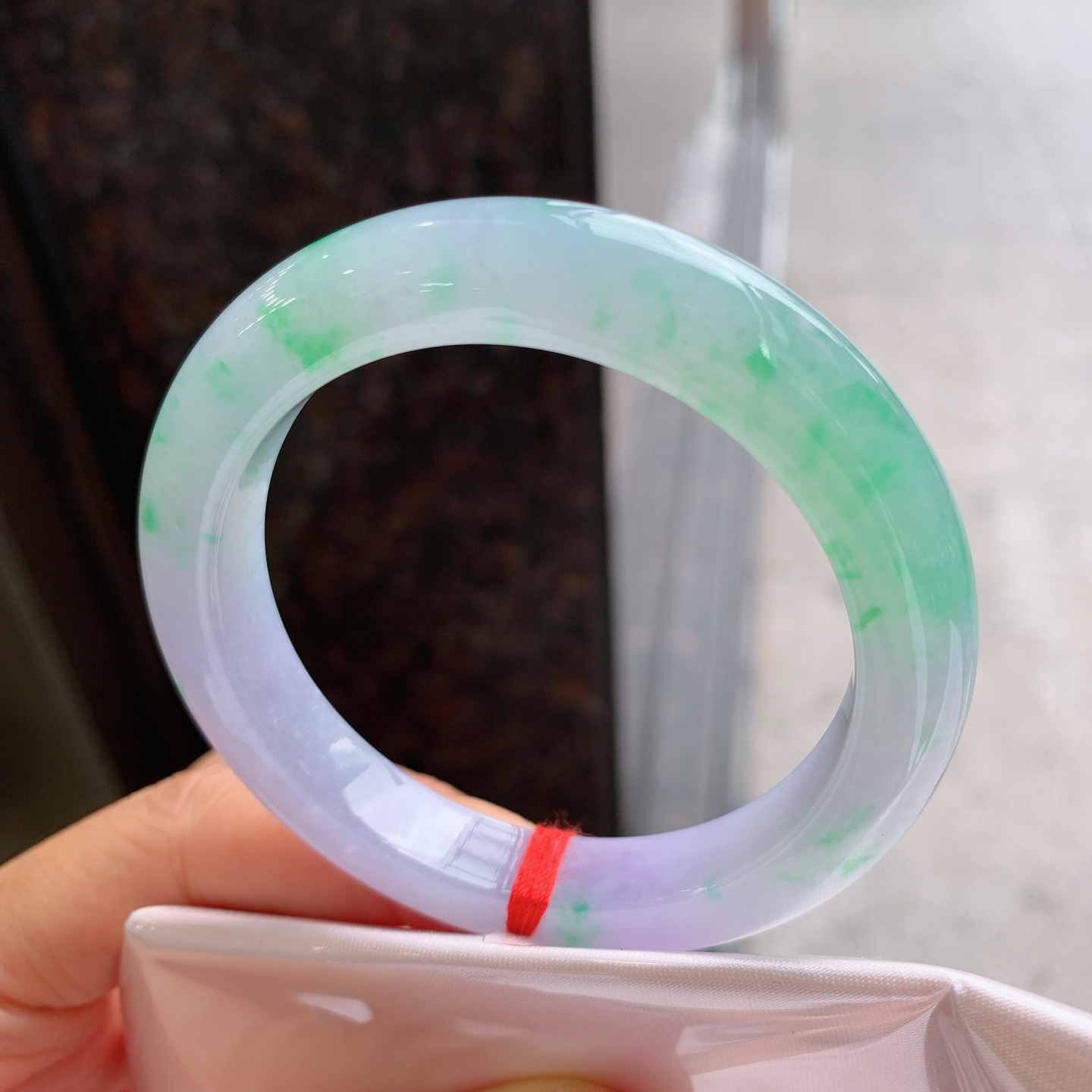 正圈春彩 有纹 尺寸：52.6/10/9.4 色好