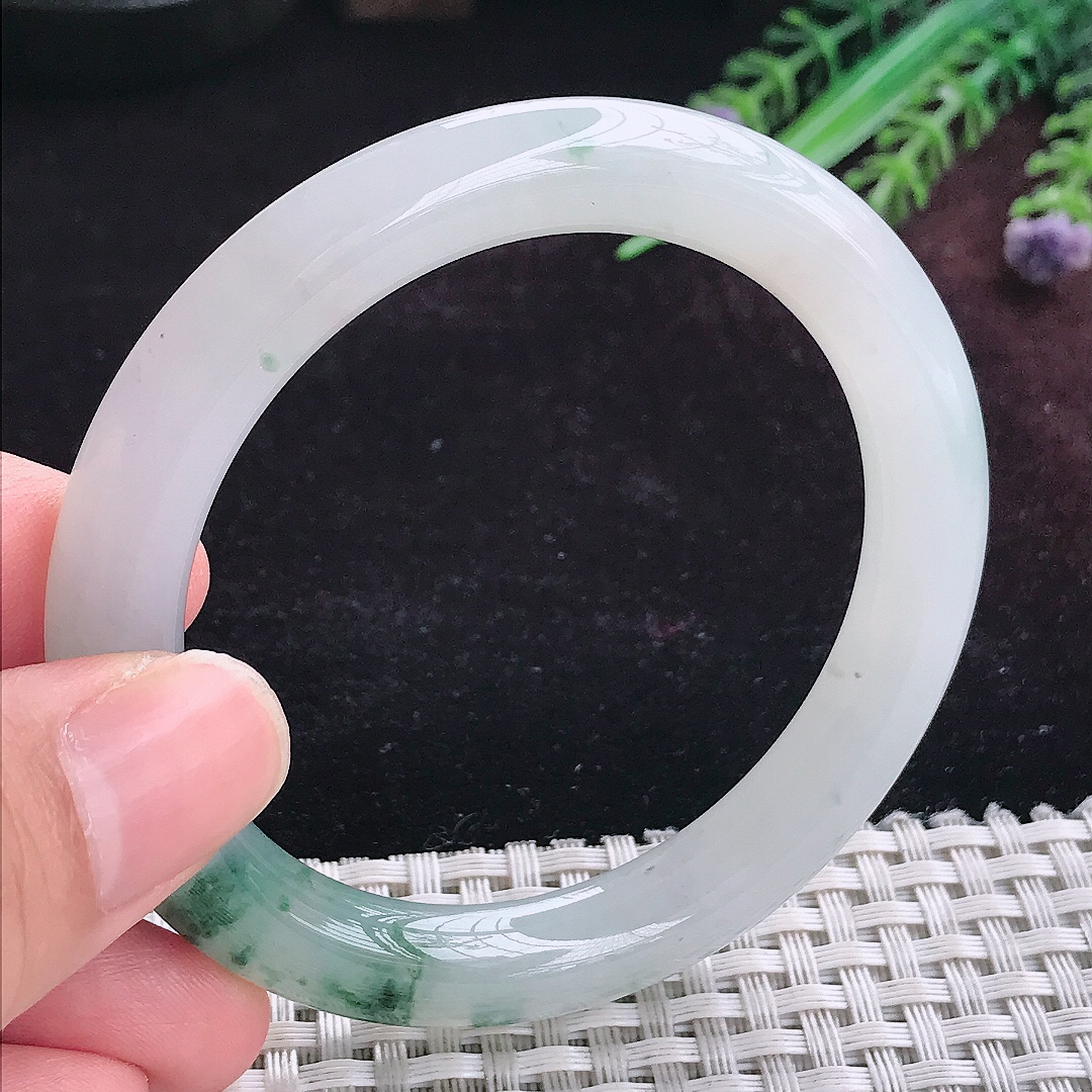 实拍A货翡翠53.5/9/9.2老坑冰胶冰飘花圆条手镯平安镯手环