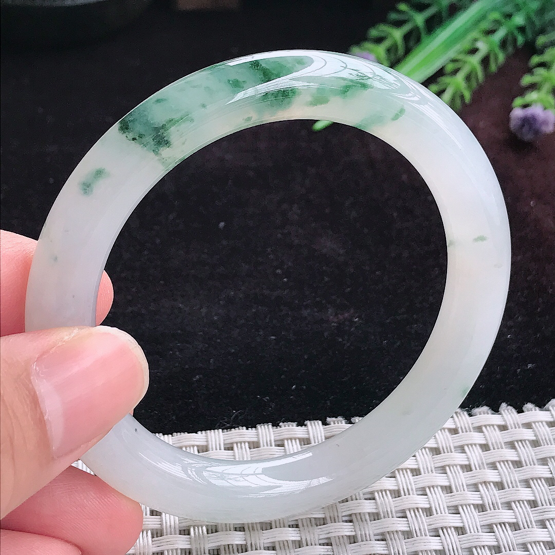 实拍A货翡翠53.5/9/9.2老坑冰胶冰飘花圆条手镯平安镯手环