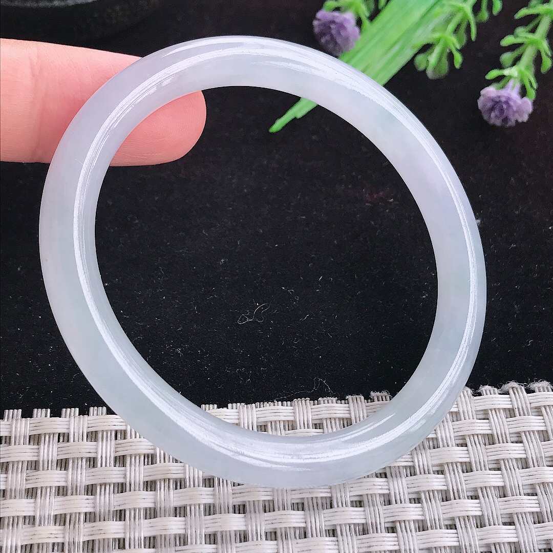 实拍A货翡翠53.5/50/8/7.2老坑冰纯起胶贵妃手镯平安镯手环