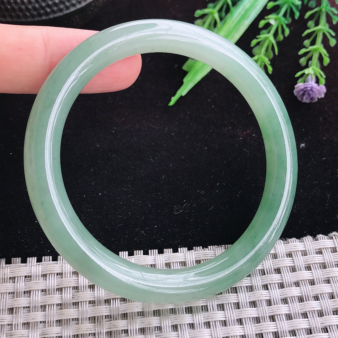 实拍A货翡翠56/8.6/8.4老坑冰润起胶飘花圆条手镯平安镯手环