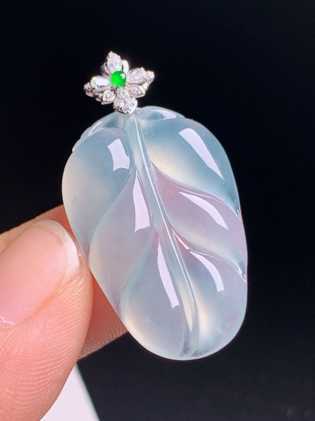 ️ 树叶吊坠，通透起莹光感饱满，简约清新大方