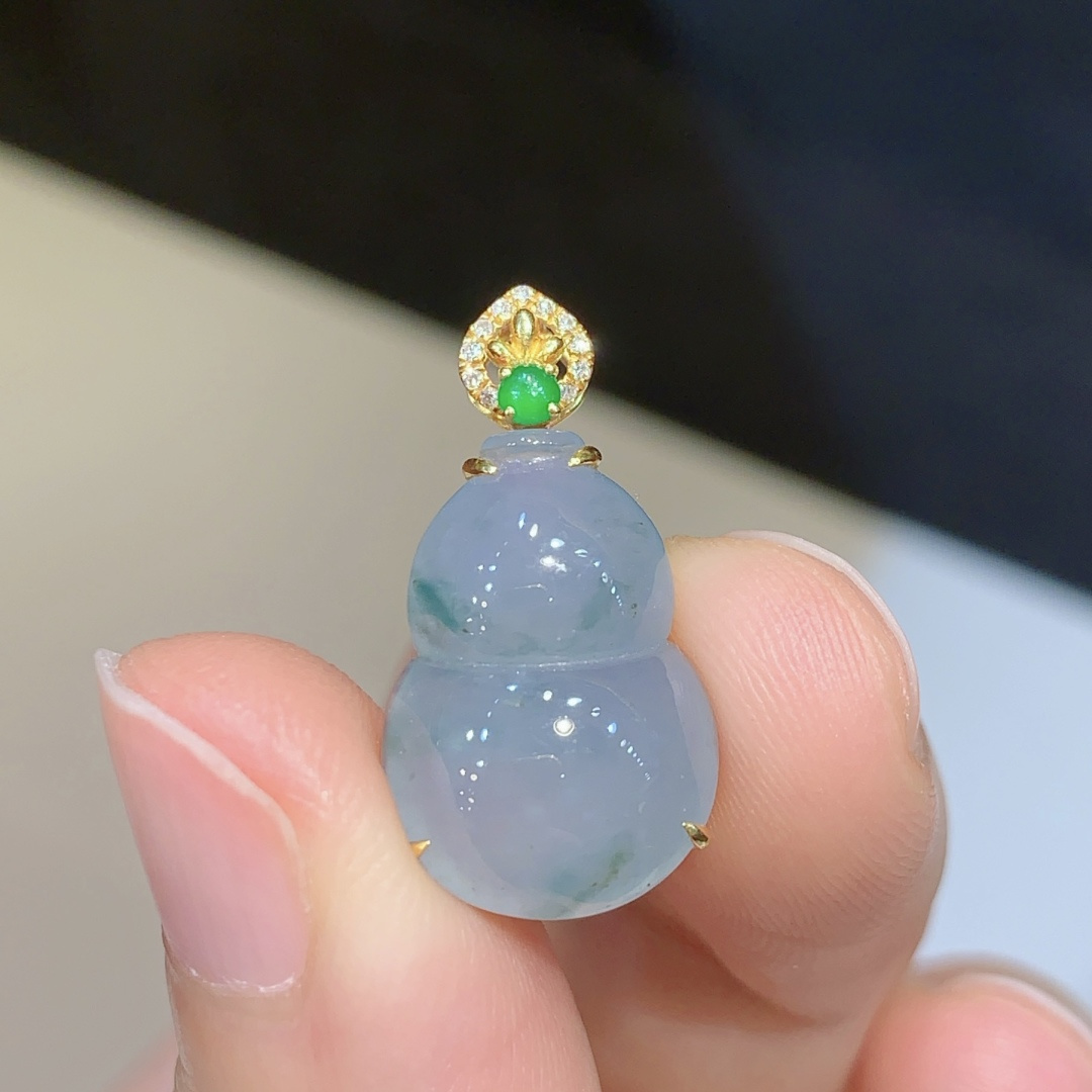 ️飘花葫芦吊坠，圆鼓鼓 水润润 18k真金真钻，16.5-11.5
