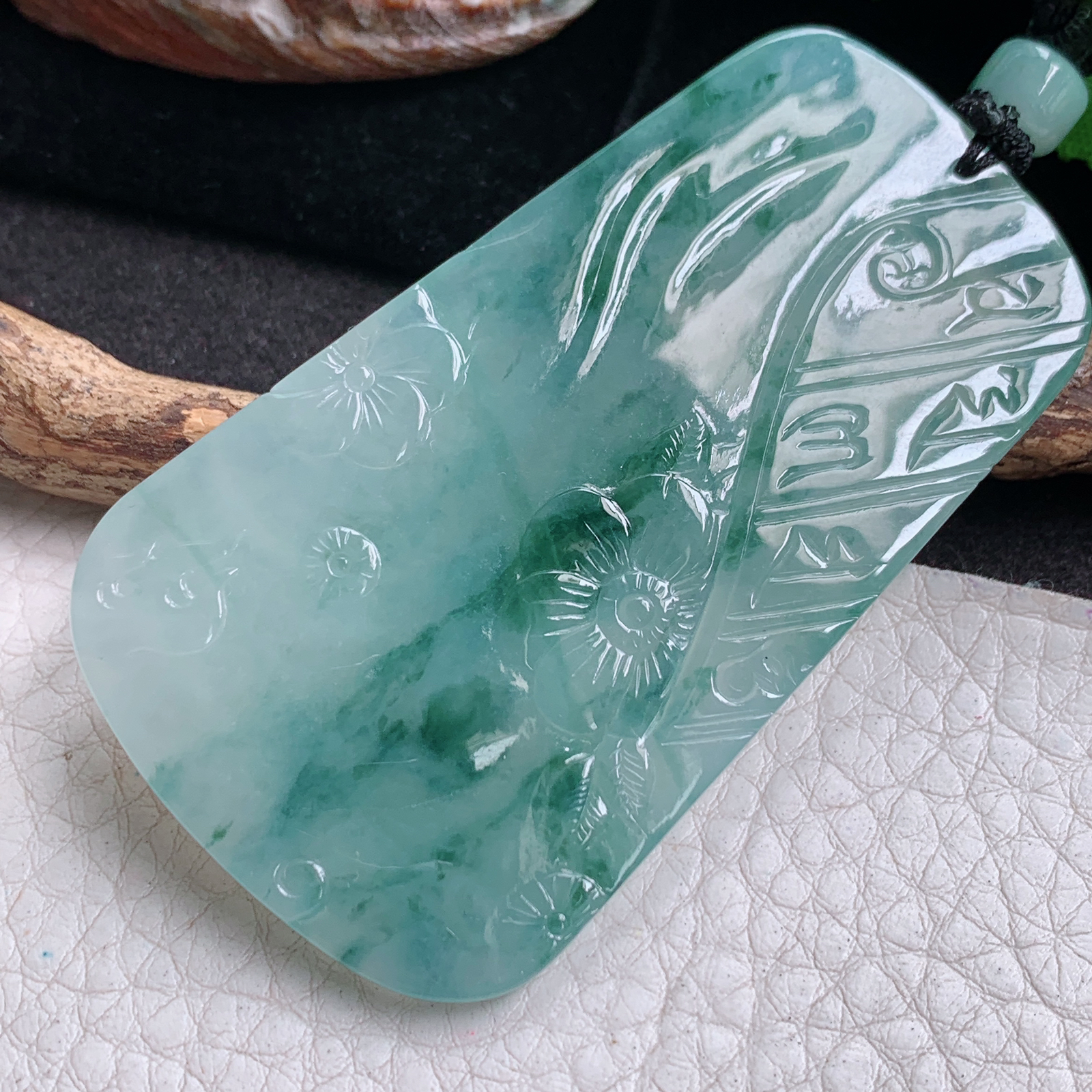 csy实拍68.5*40*5.8天然缅甸翡翠冰飘花虚空藏菩萨吊坠