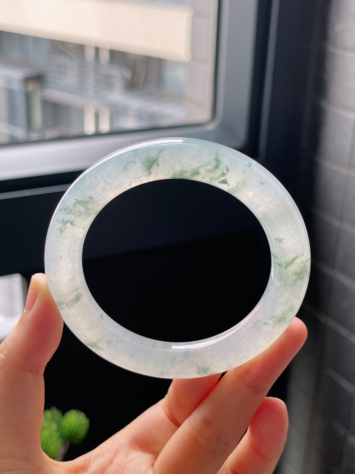 圈口54.4，冰种飘花翡翠圆条手镯