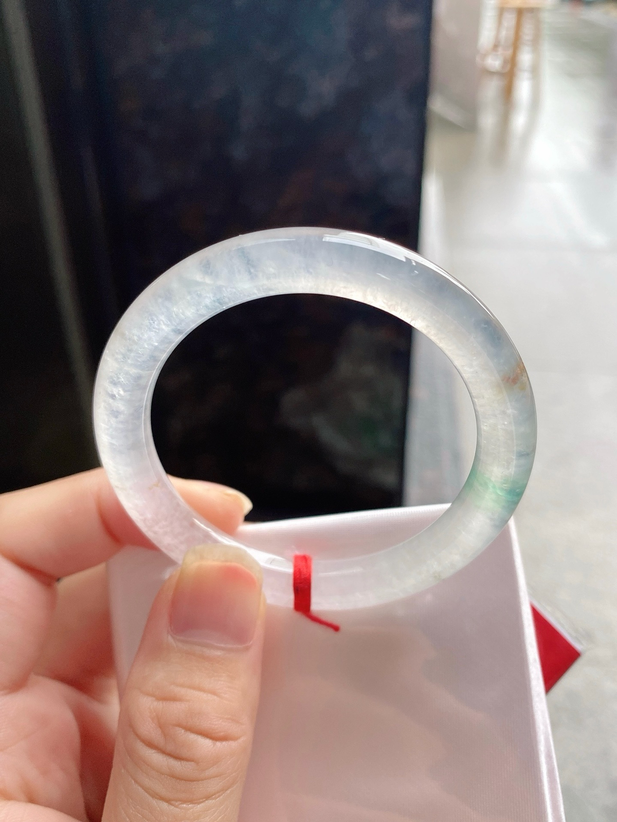 圈口50.9-8.4    【高冰种飘绿洒金圆条手镯】圈口50  51可戴  质地细腻   种水好