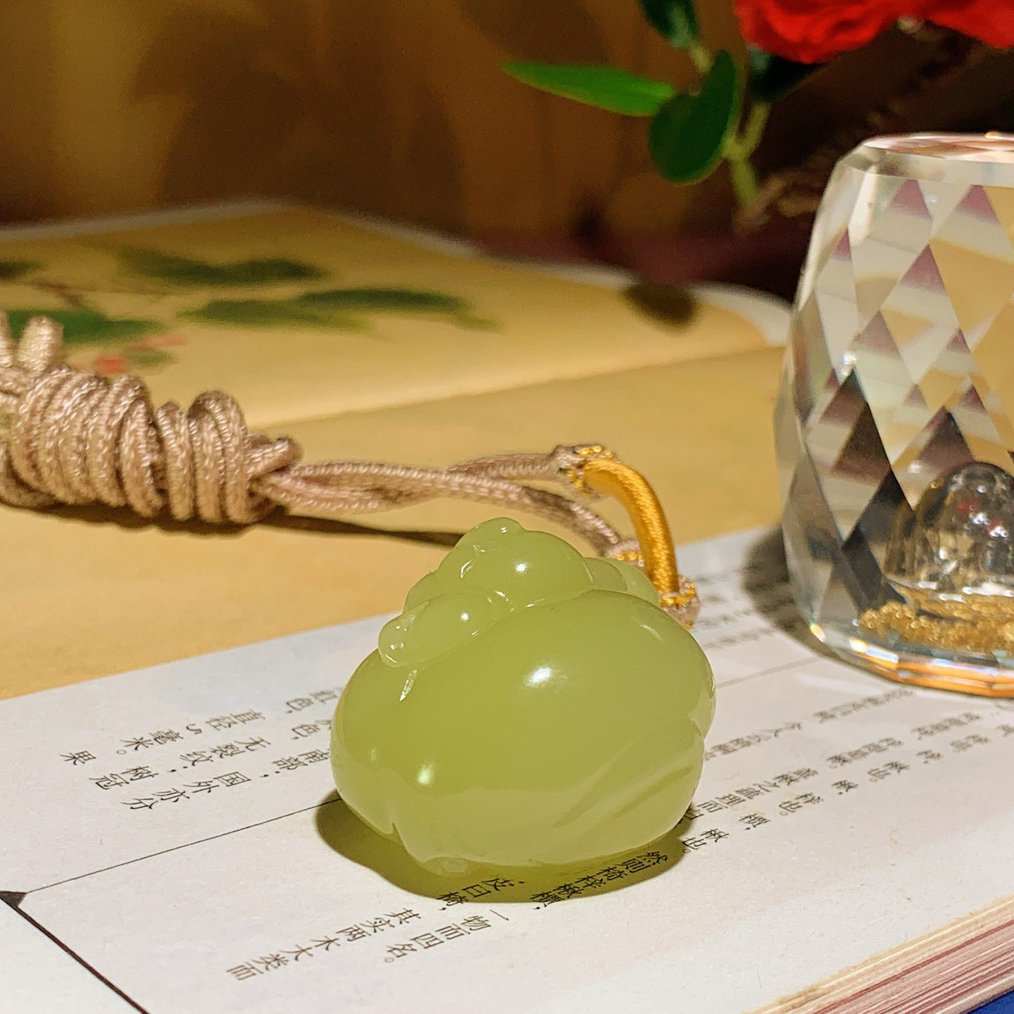 新疆若羌黄口料福猪挂件！尺寸30/28/17重28.5克 玉质细腻油润 底色纯净 脂粉好，品质好。lt260729