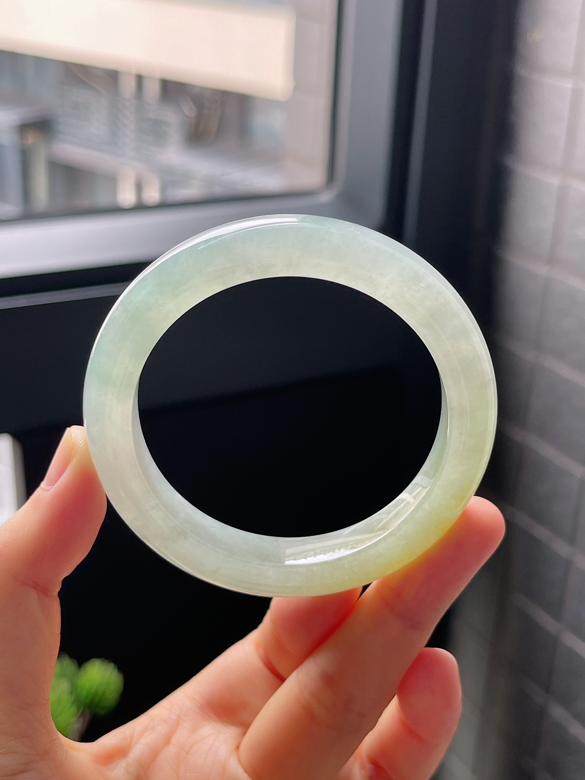 圈口51.7，冰糯种飘黄翡翡翠正圈手镯