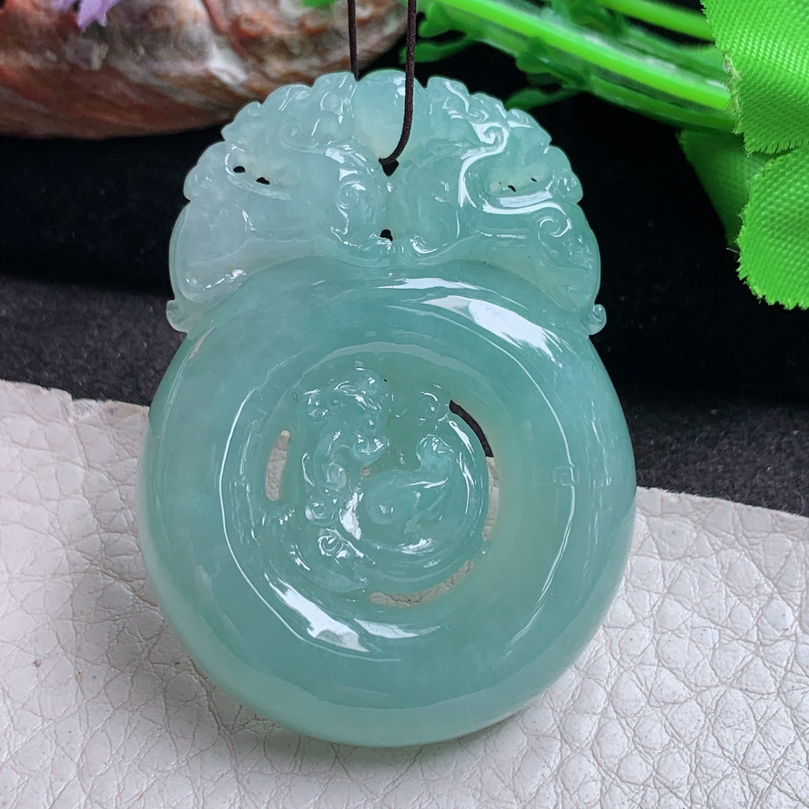 ktj实拍53.2*39.8*9.5缅甸翡翠精雕高品质冰油绿有求必应玉吊坠