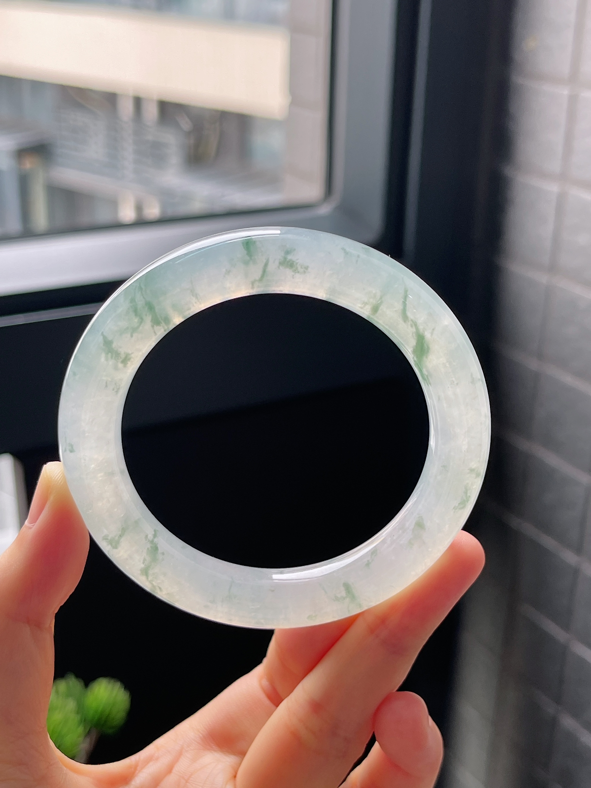 圈口54.4，冰种飘花翡翠圆条手镯