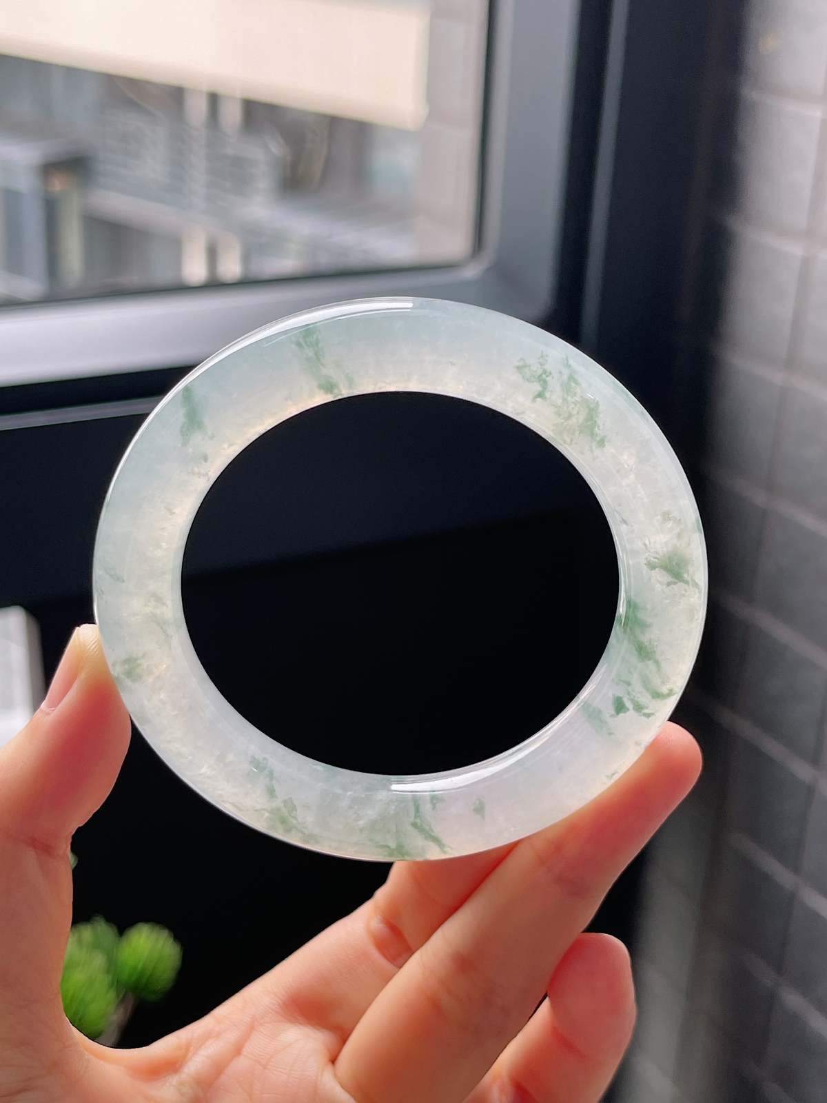 圈口54.4，冰种飘花翡翠圆条手镯