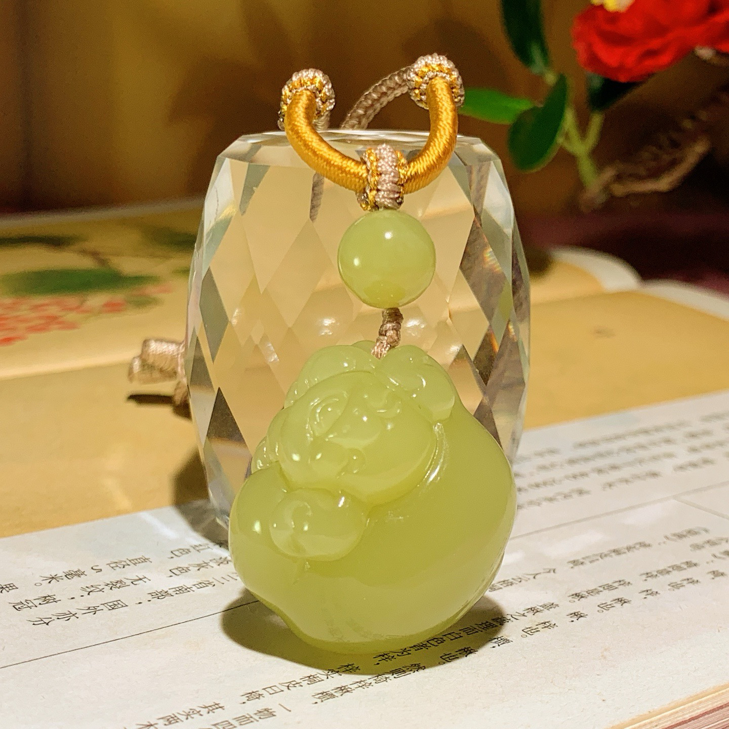 新疆若羌黄口料福猪挂件！尺寸30/28/17重28.5克 玉质细腻油润 底色纯净 脂粉好，品质好。lt260729