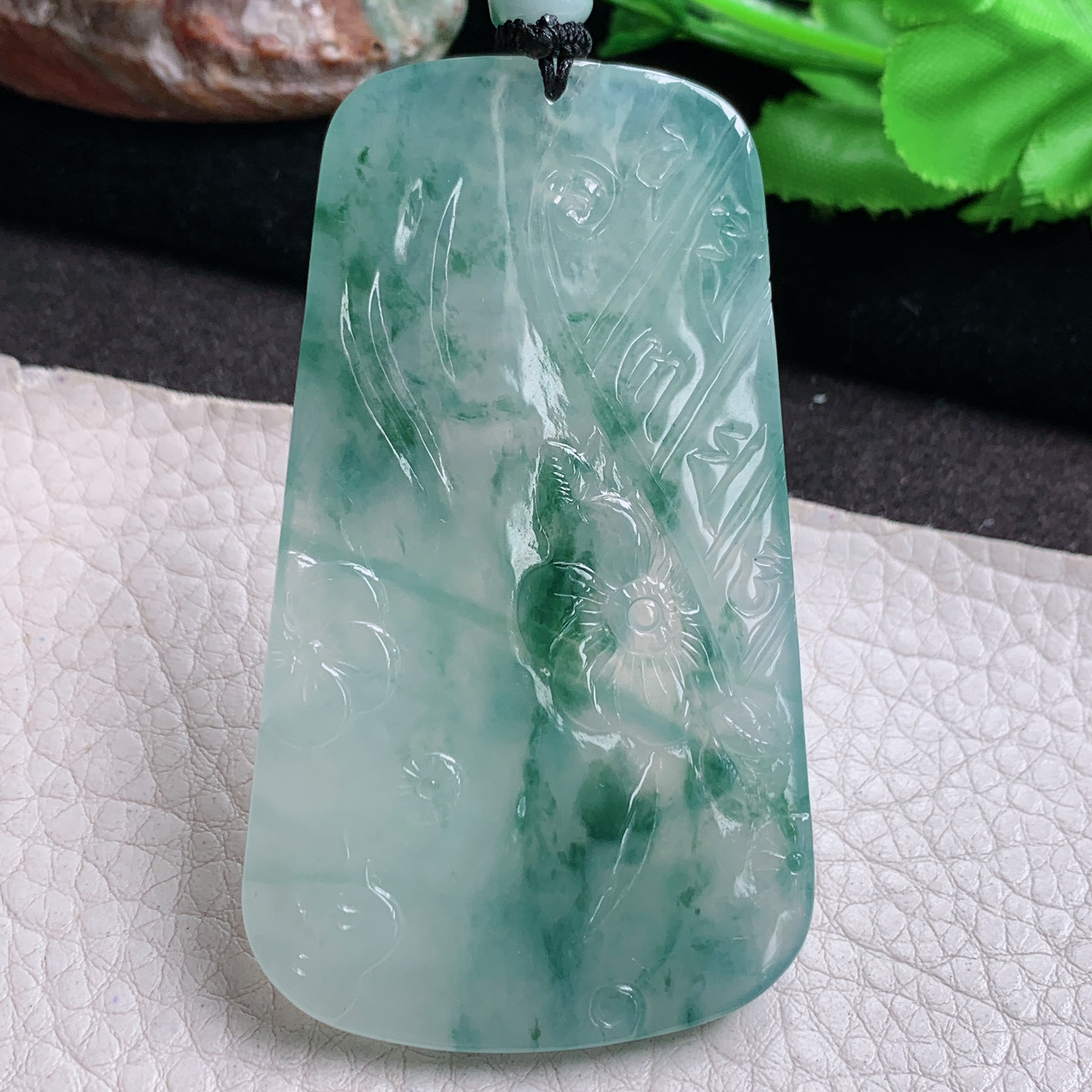 csy实拍68.5*40*5.8天然缅甸翡翠冰飘花虚空藏菩萨吊坠