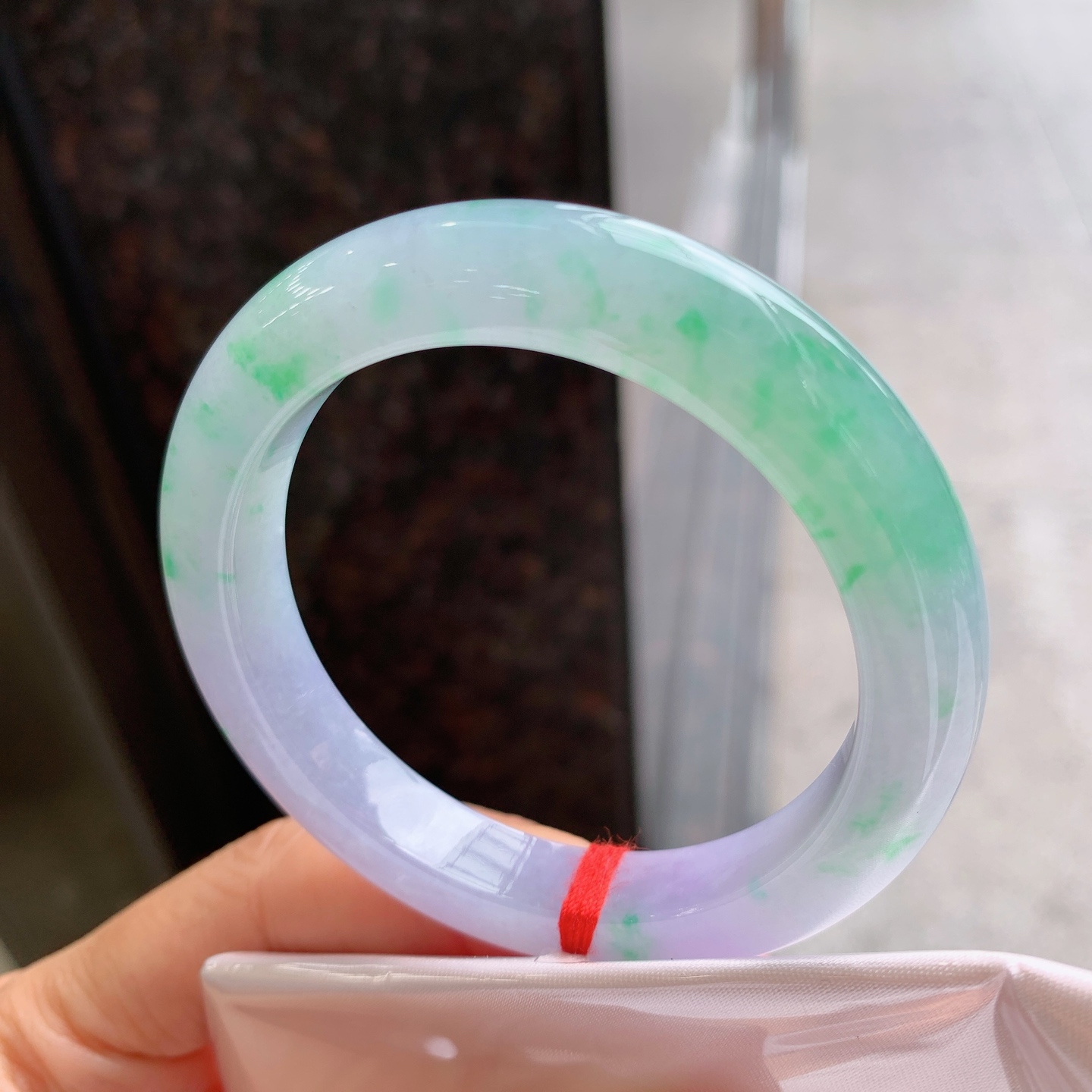 正圈春彩 有纹 尺寸：52.6/10/9.4 色好