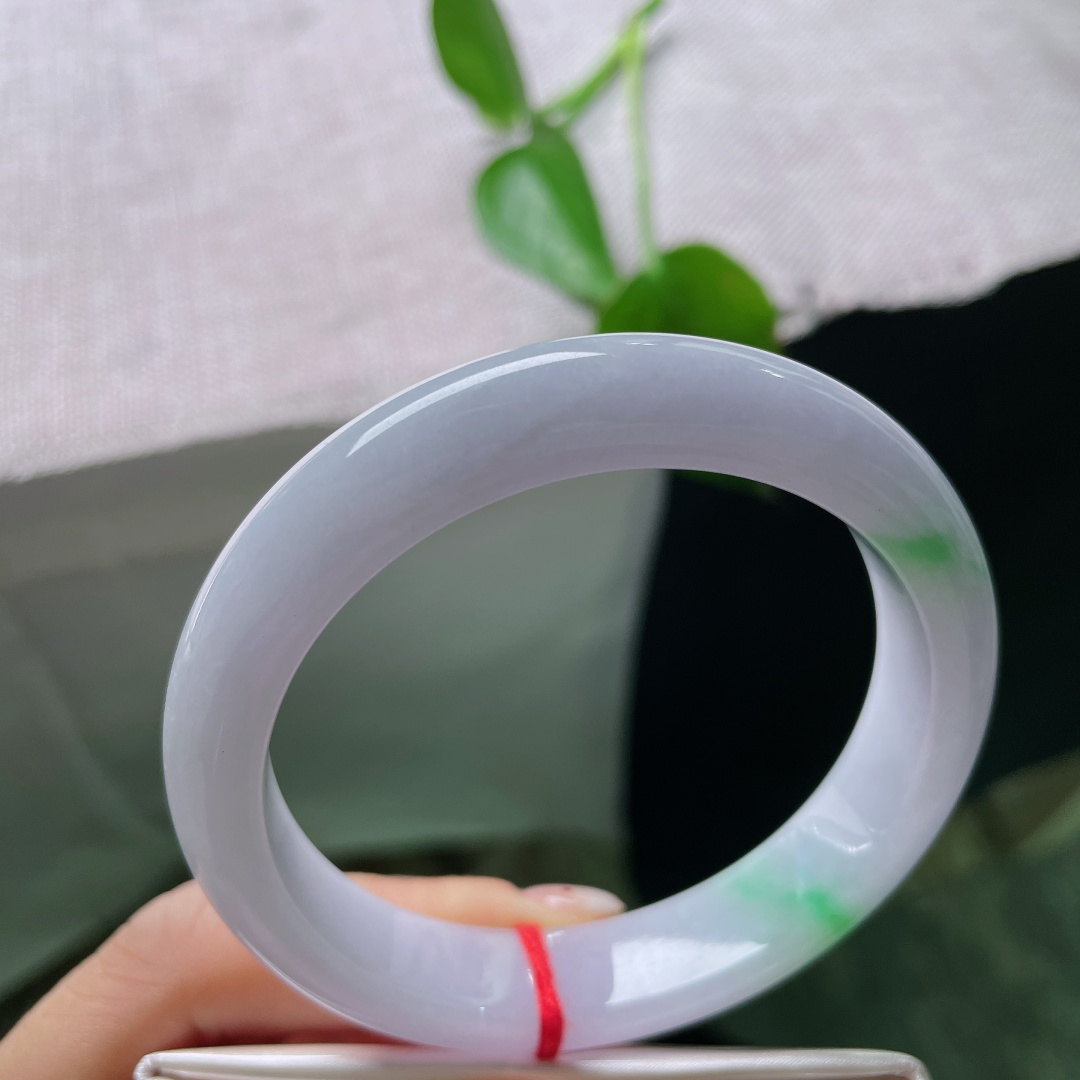58.7/12.5/8.4，正圈，冰透底色搭配薄雾淡紫，清冷小众，仙气十足，年轻女生，一点棉纹，ss56460a