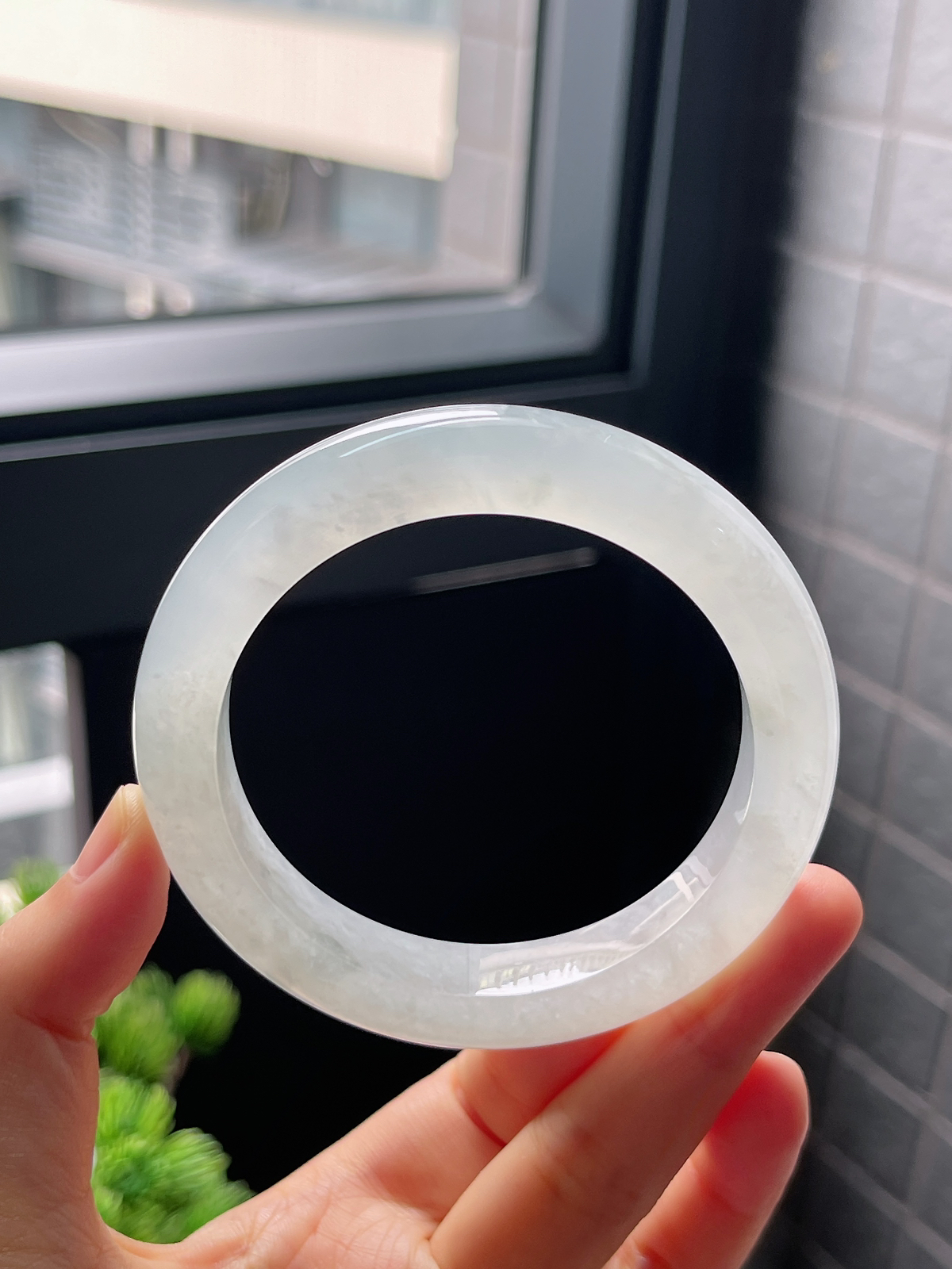 圈口56.5，冰糯种白冰翡翠正圈手镯