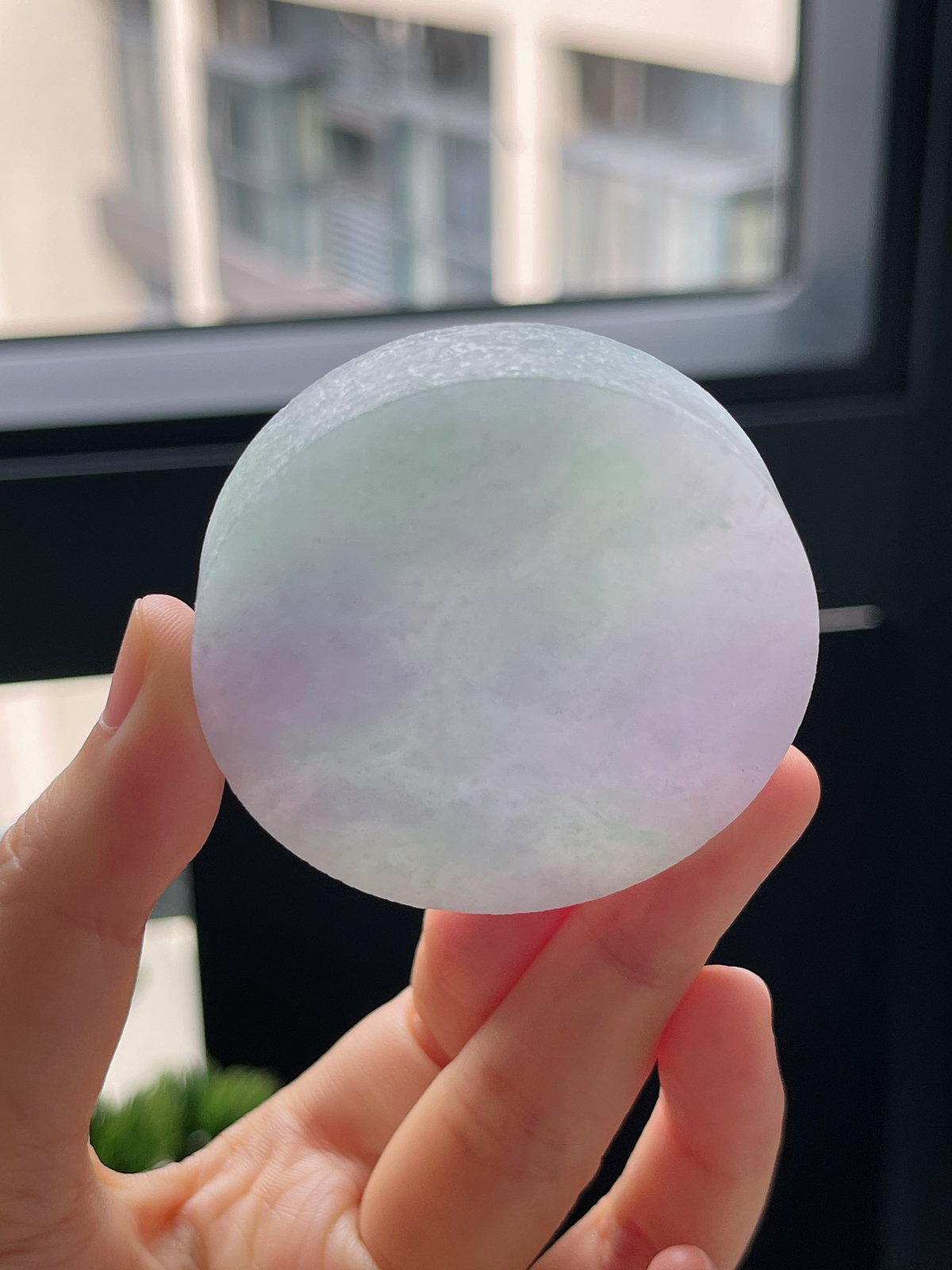 翡翠糯化种春带彩镯心