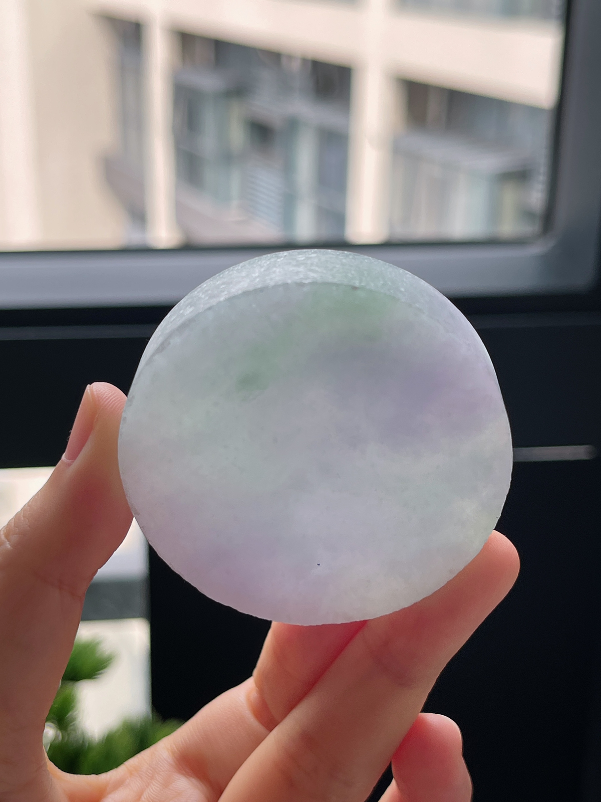 翡翠糯化种春带彩镯心