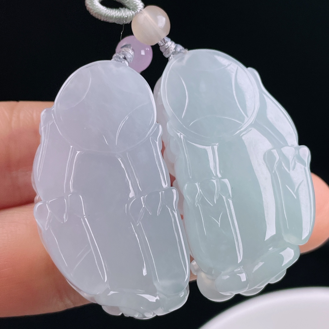 ️高冰貔貅，老种起光，细底通透，尺寸：41.6/22.8/11.3mm0730