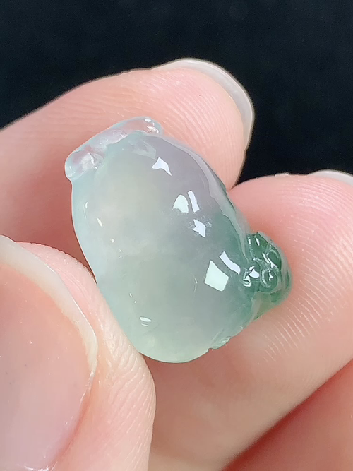 冰飘花福瓜，无裂，尺寸15.6*11.6*6.5mm，Q30rx07