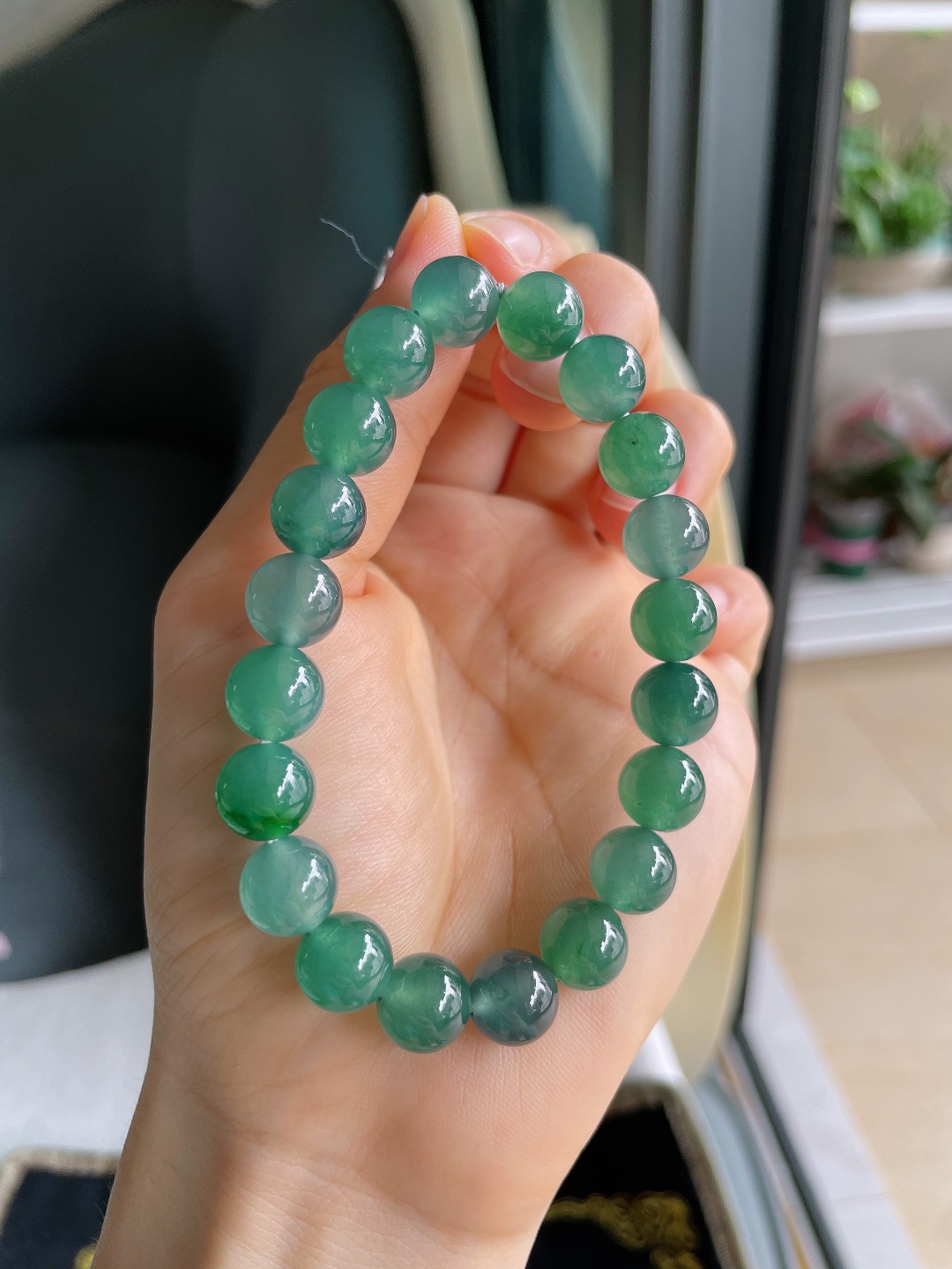 天然翡翠A货，冰蓝水多宝手串，尺寸：10mm。【编2997】
