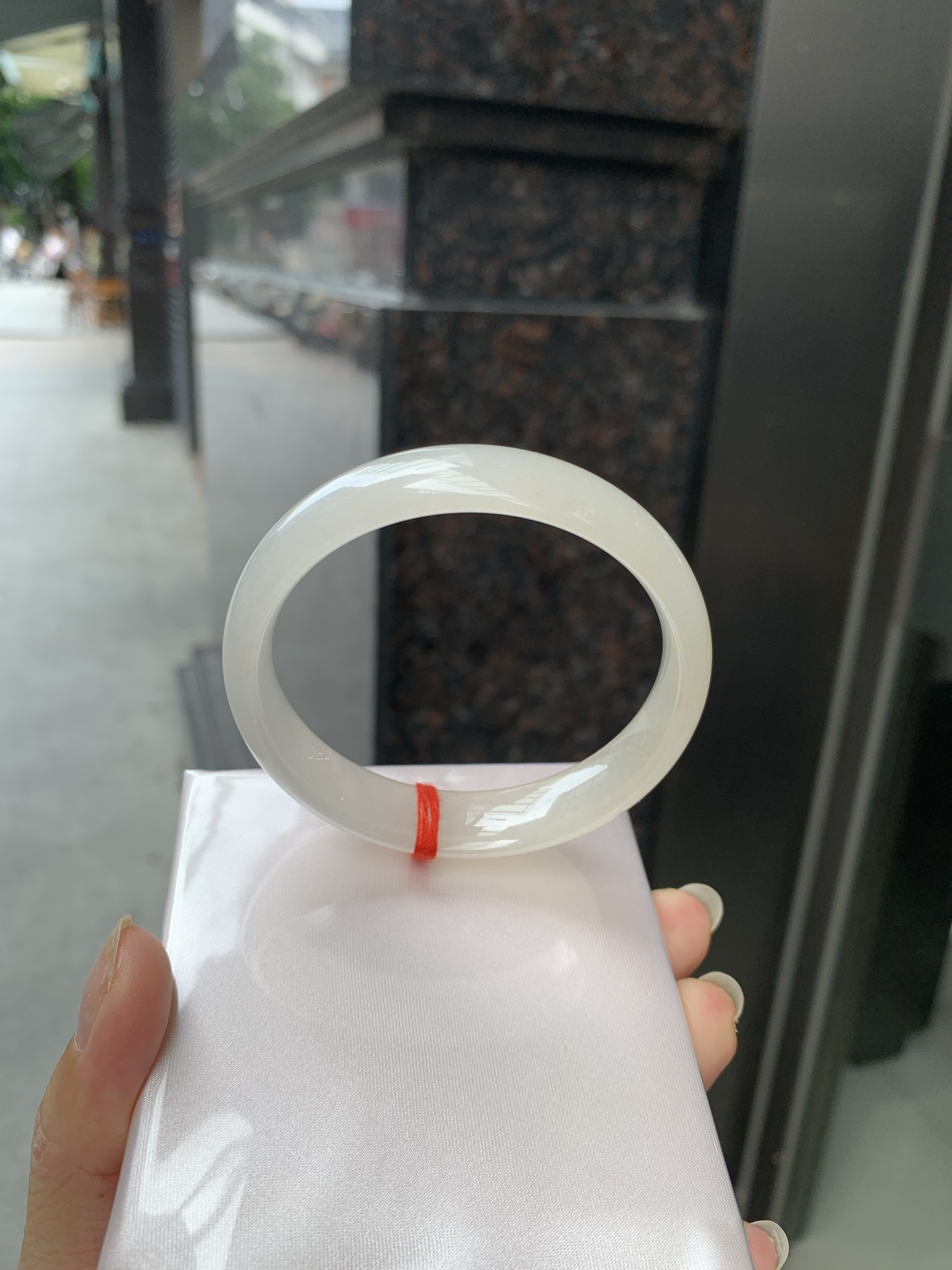 冰糖雪梨正圈, 0730-N1272, 打灯棉线，底妆水润，淡淡黄调晕染，冰糖雪梨的感觉，甜甜的清爽不腻