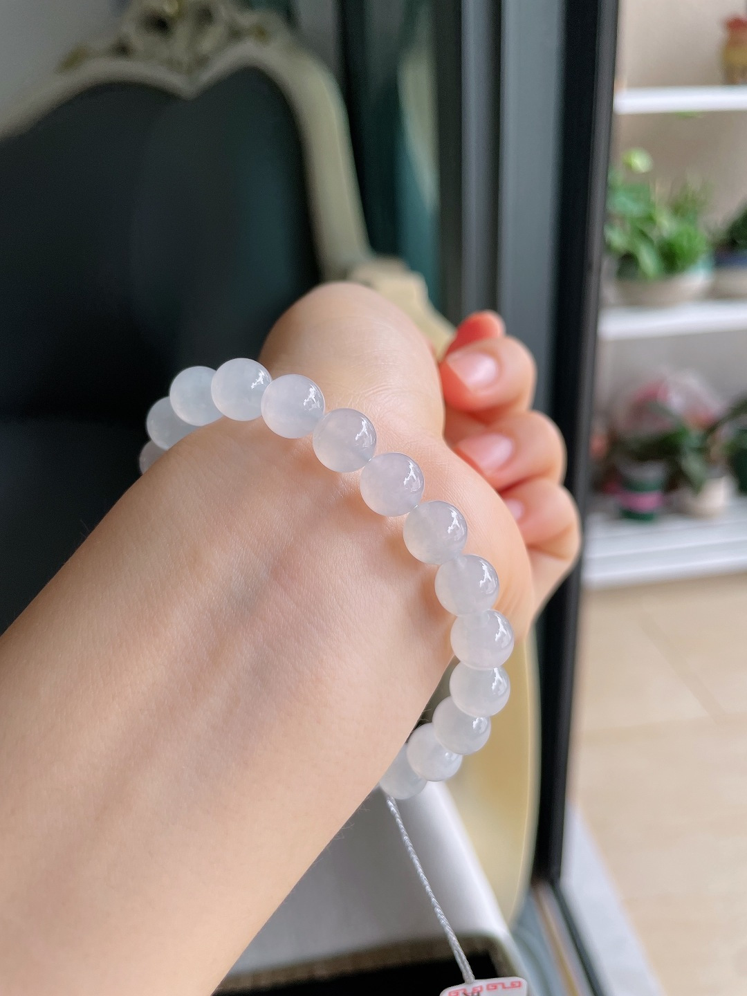 缅甸天然翡翠A货，白冰手串，尺寸：8.6mm。【编4453】