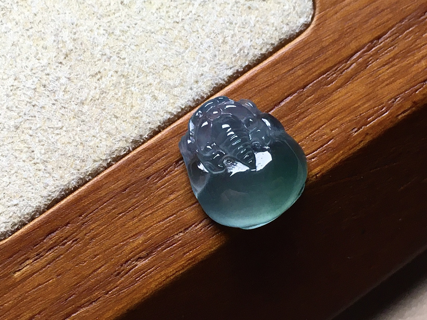 ️ 冰种蓝钢金蟾 色泽深邃漂亮，起胶感，无裂，尺寸12*10.7*4
