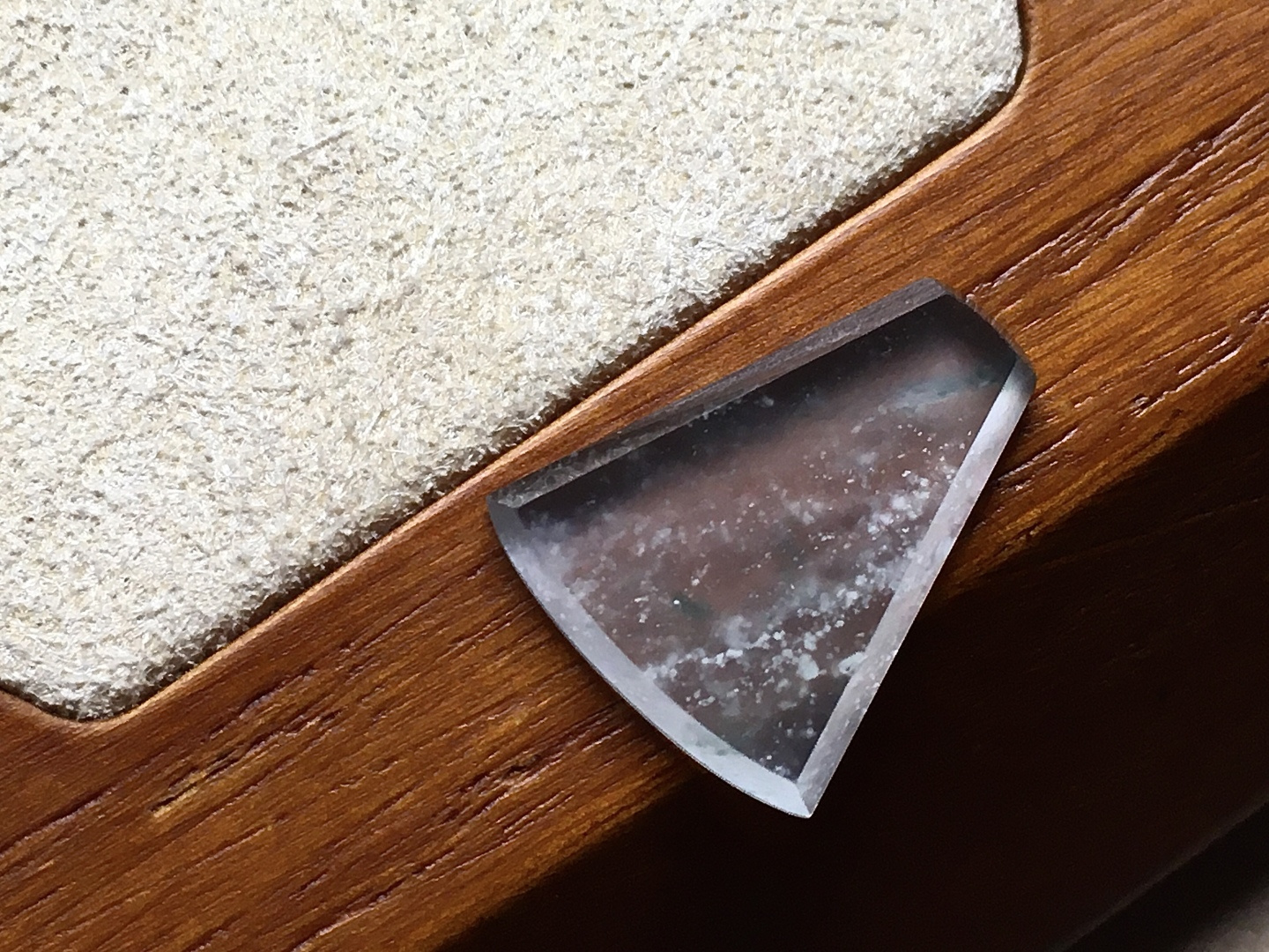 ️ 玻璃种木那素牌 冰透感十足，起胶感，无裂，尺寸16.8*14*3