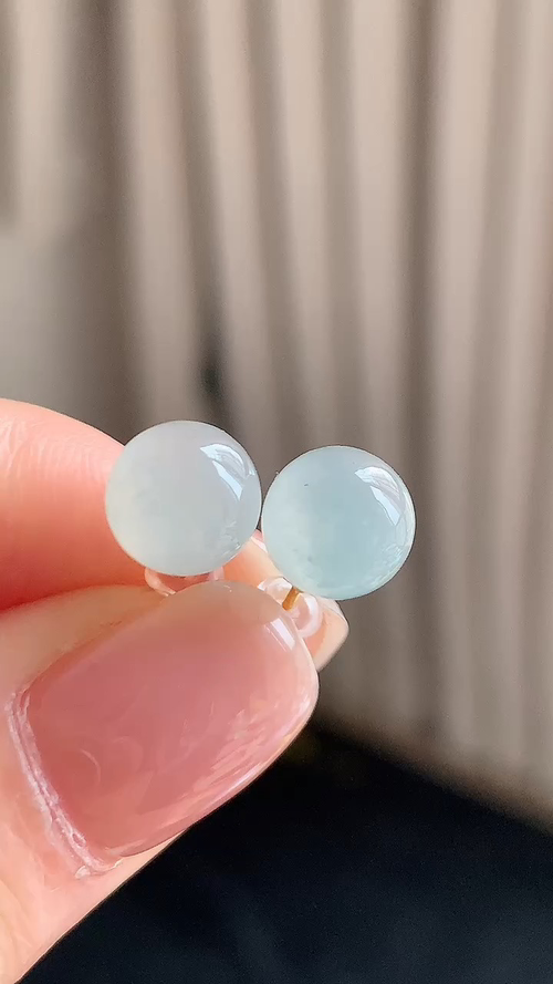 ️天然翡翠，冰珠子18k金耳钉，尺寸8 zq729