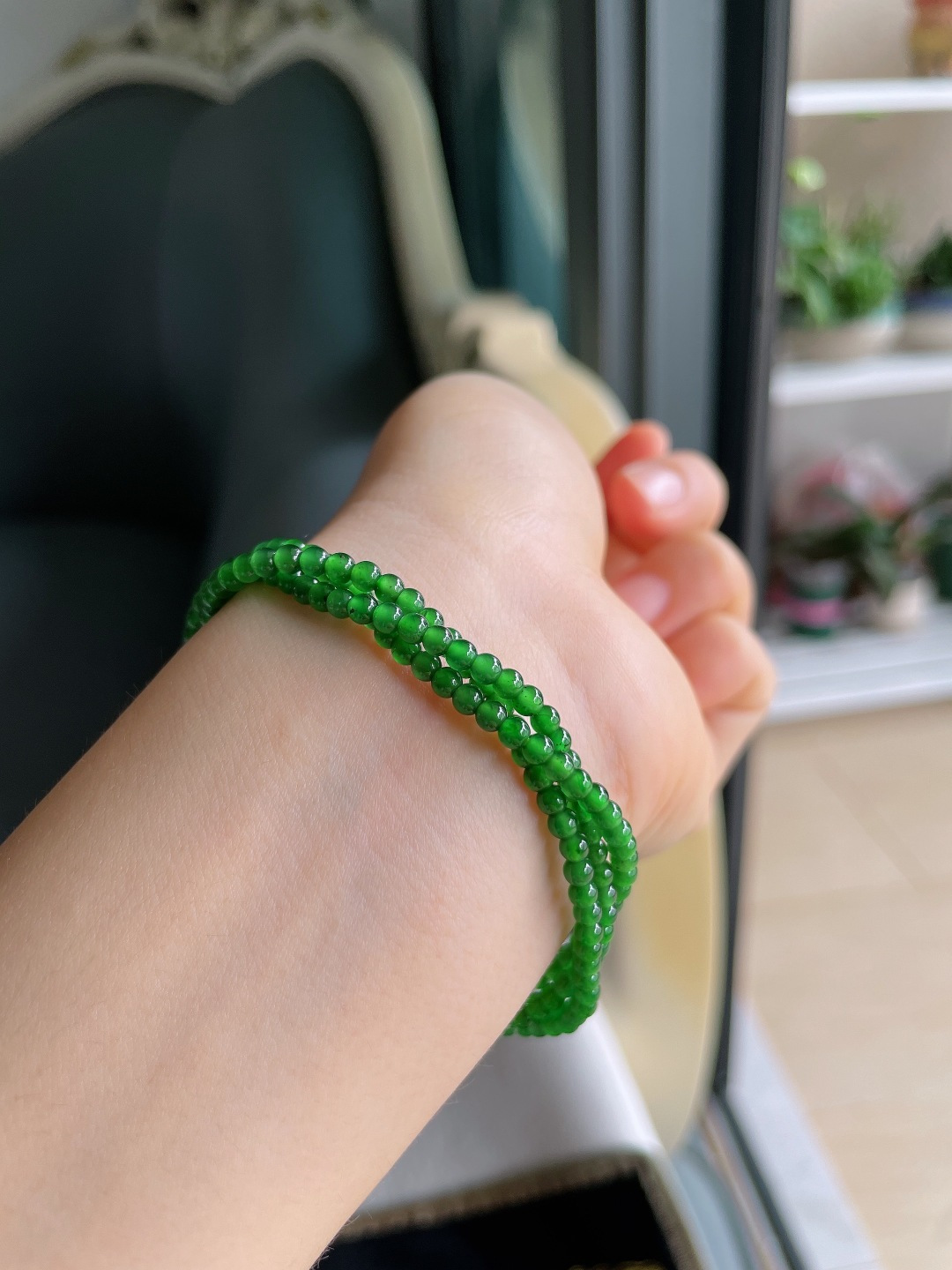 天然翡翠A货，冰满绿小米珠麻花手串，尺寸：3mm。【编913】