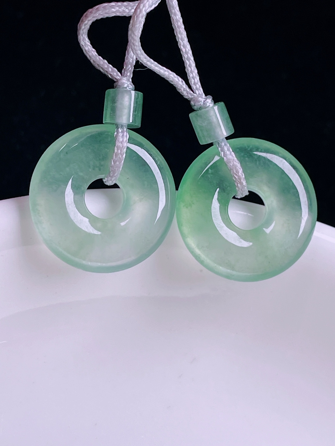 ️高冰耳坠，老种起光，细底通透，尺寸：14.5/3.4mm0730