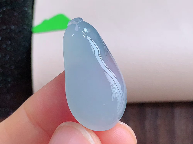️ 福瓜，无裂，尺寸28.0-14.4-5.8mm，包A附证书
