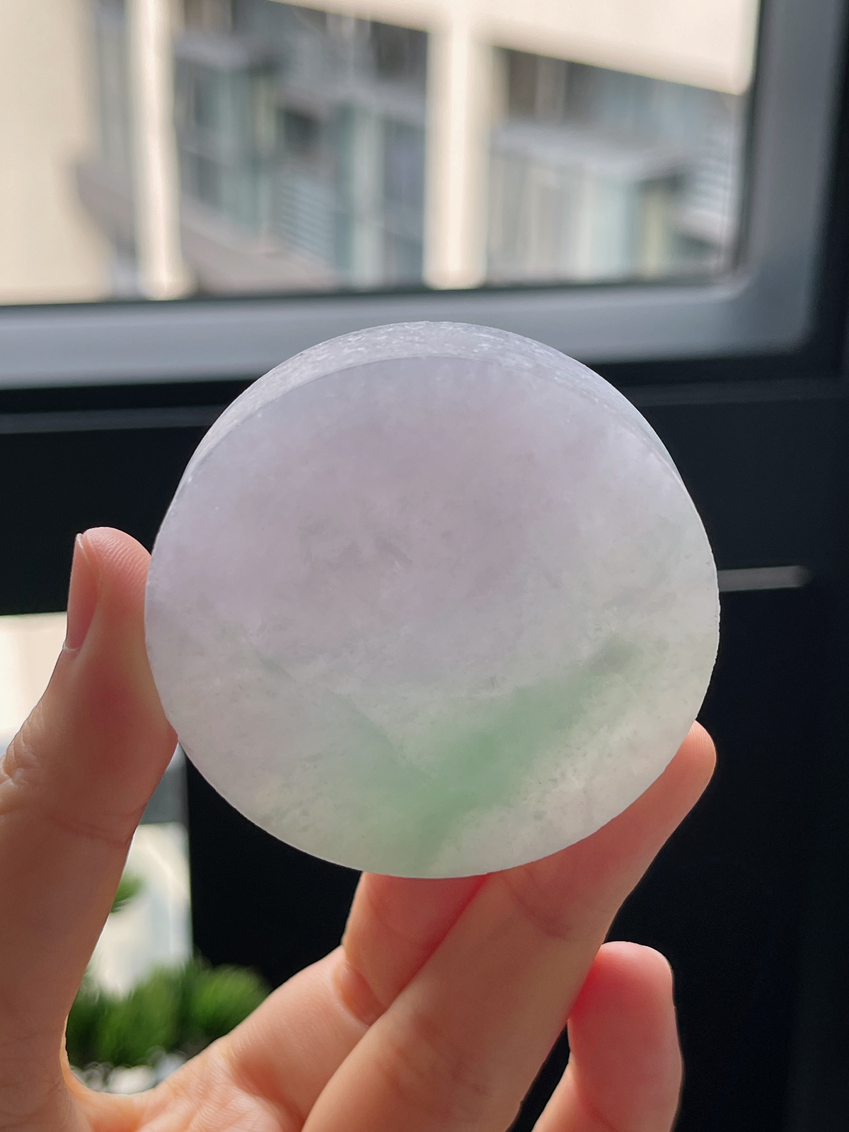 翡翠糯化种春带彩镯心