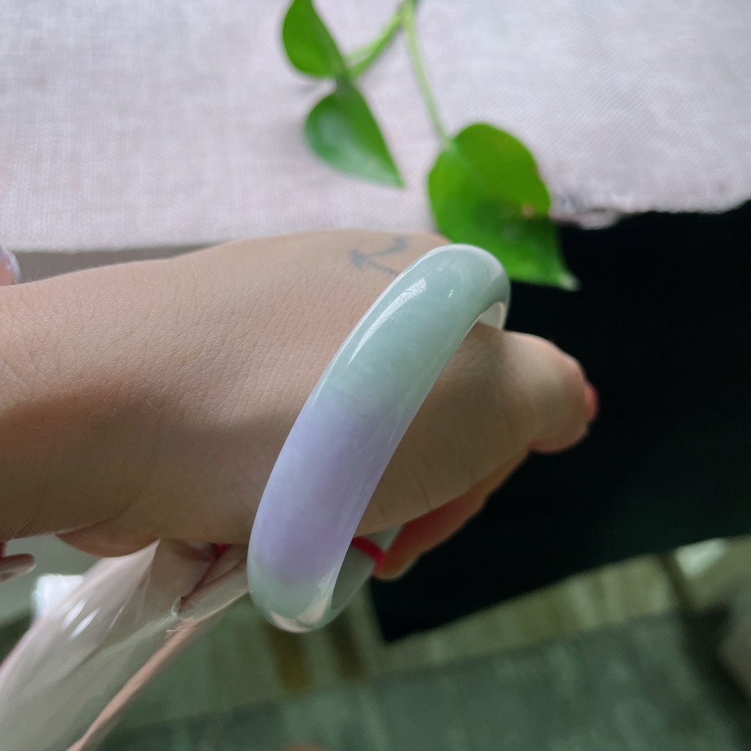 春彩贵妃，水头好，肉质细腻干净，双彩，皮纹，55244a