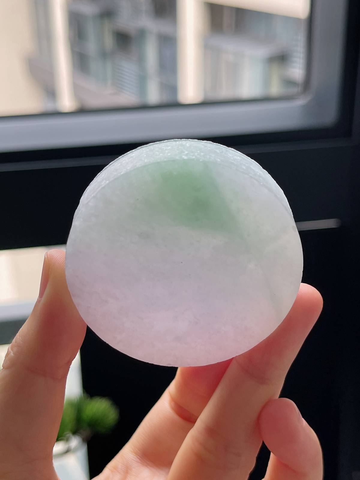 翡翠糯化种春带彩镯心