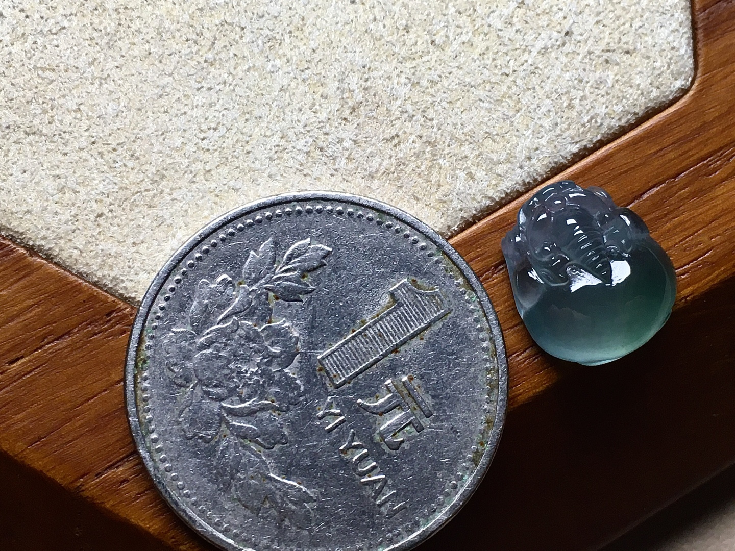 ️ 冰种蓝钢金蟾 色泽深邃漂亮，起胶感，无裂，尺寸12*10.7*4