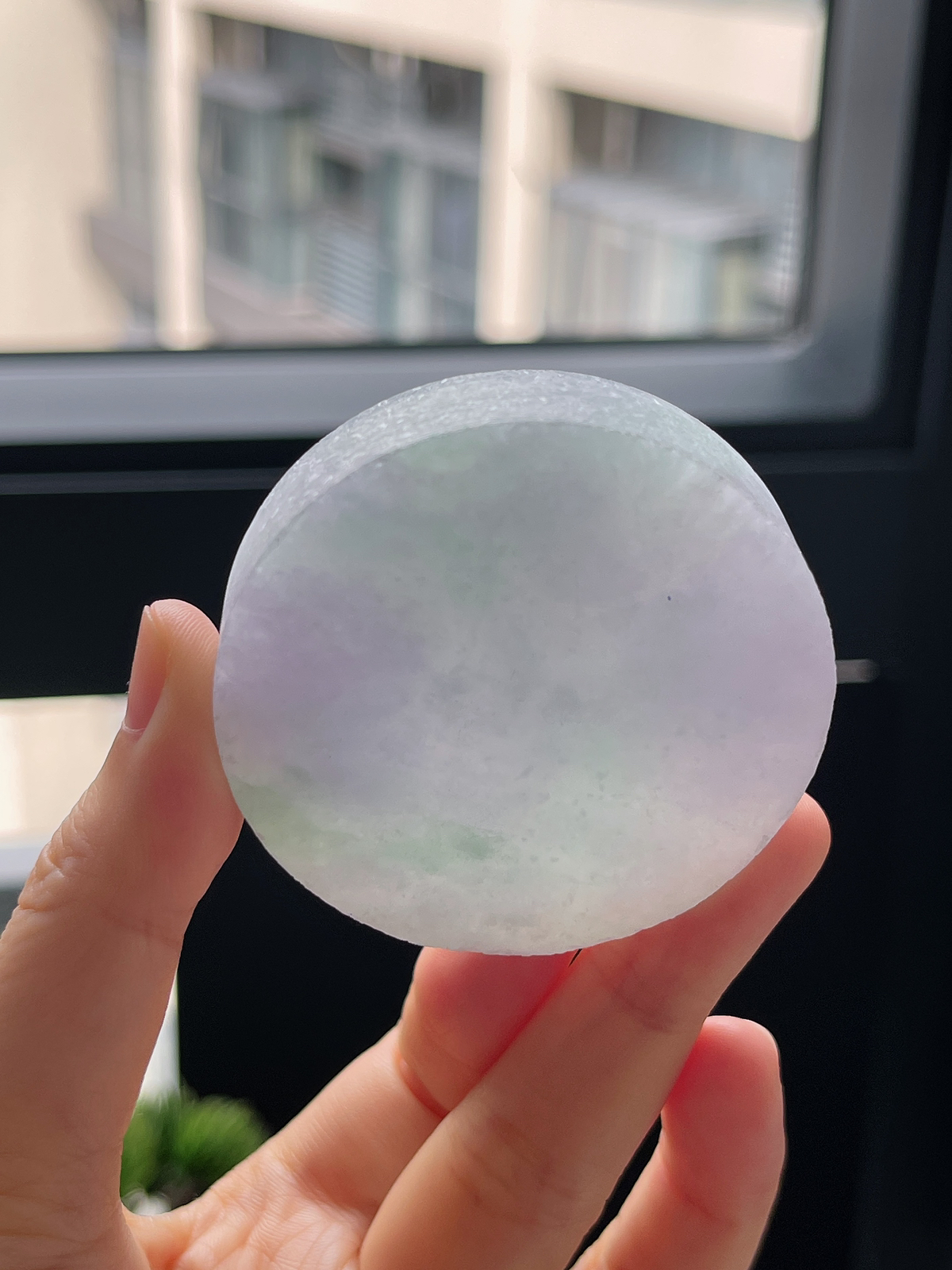 翡翠糯化种春带彩镯心