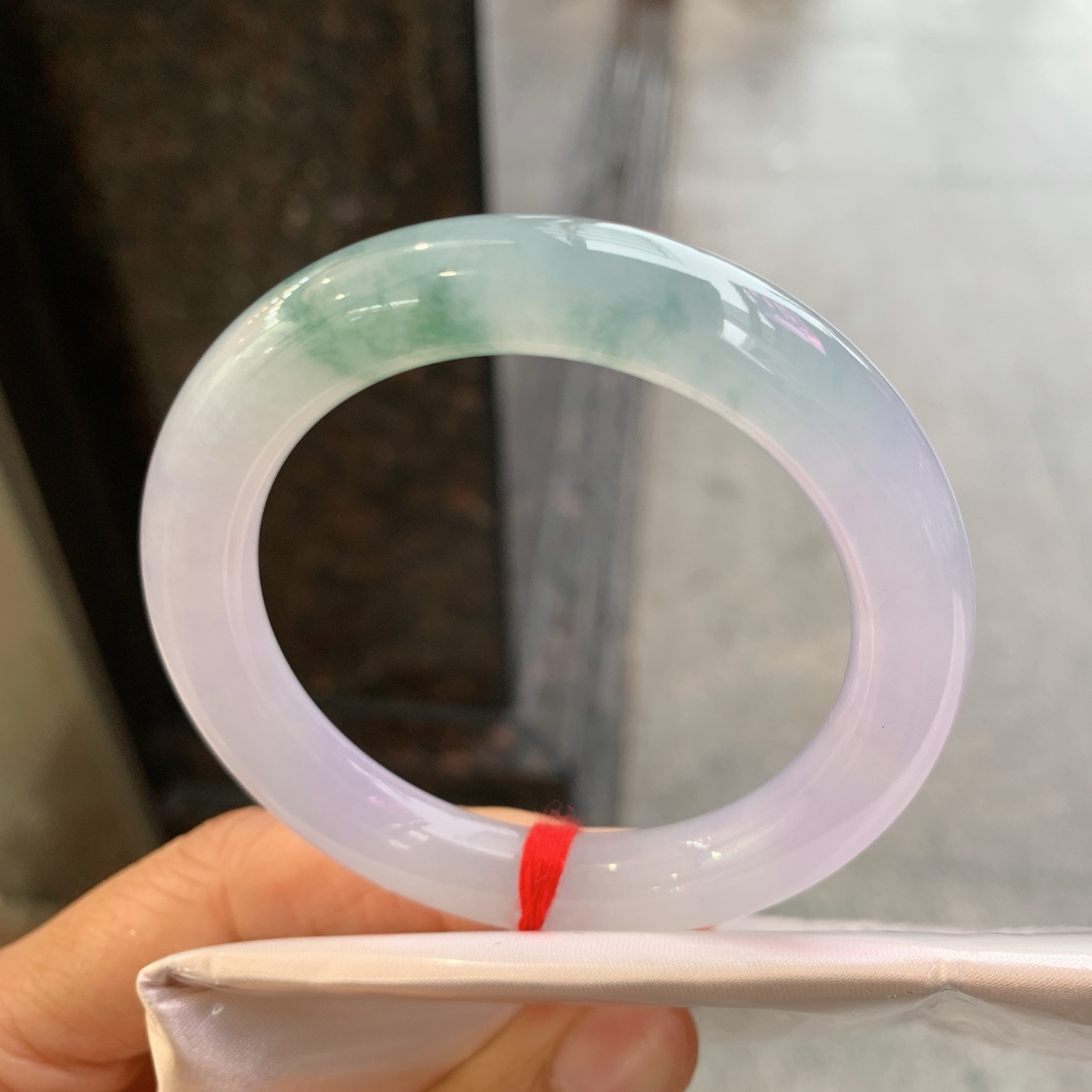 圆条冰飘花 微细纹 尺寸：52/9.8 冰润