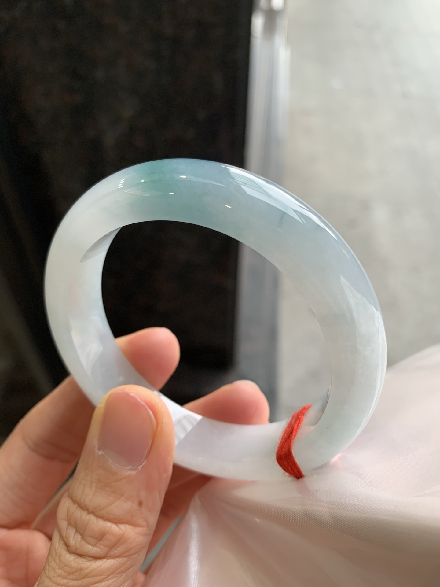 正圈飘蓝花 微纹微扣 尺寸：55.2/13.2/8.6 版型好