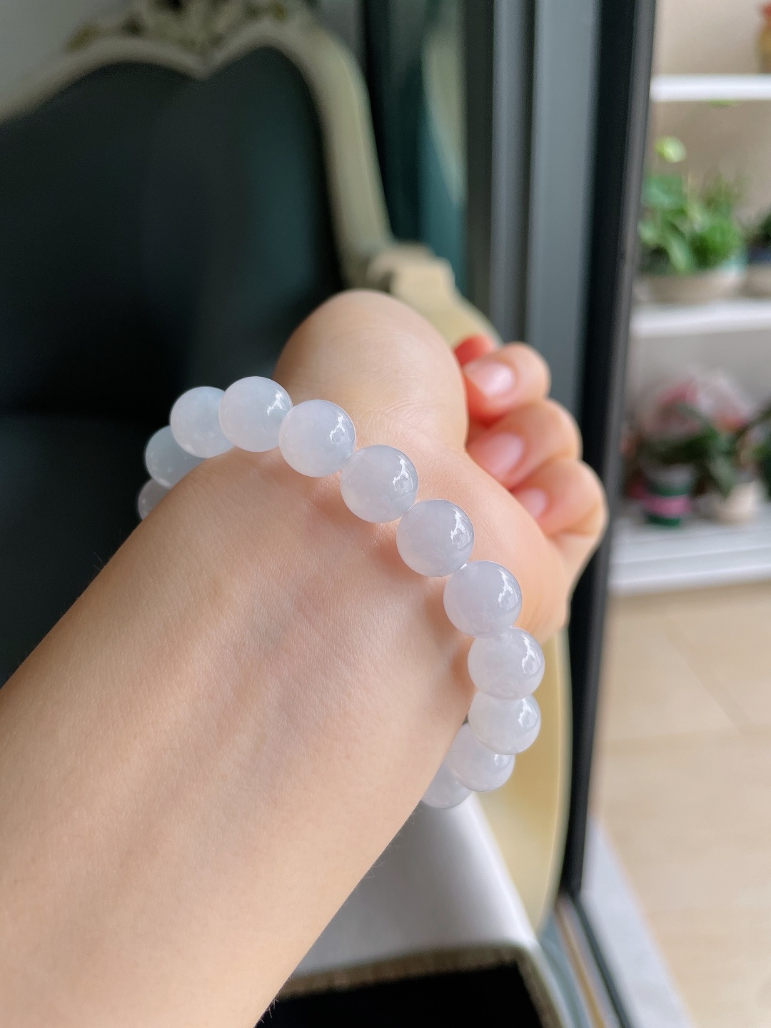 ️，缅甸天然翡翠A货，白冰手串，尺寸：10mm。【编4458】